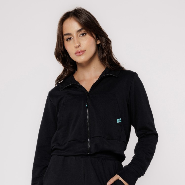Casaco Cropped Comfy Moletinho com Capuz Preto
