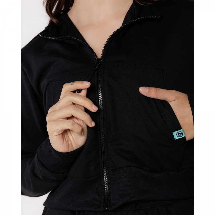 Casaco Cropped Comfy Moletinho com Capuz Preto